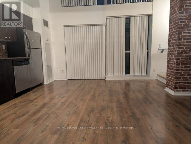 221 - 215 Queen Street, Brampton, Ontario  L6W 0A9 - Photo 13 - W12447365