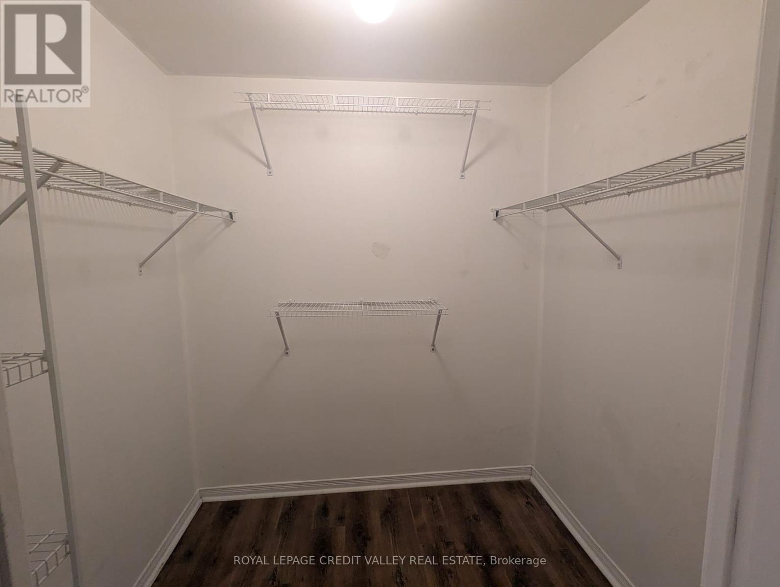221 - 215 Queen Street, Brampton, Ontario  L6W 0A9 - Photo 16 - W12447365