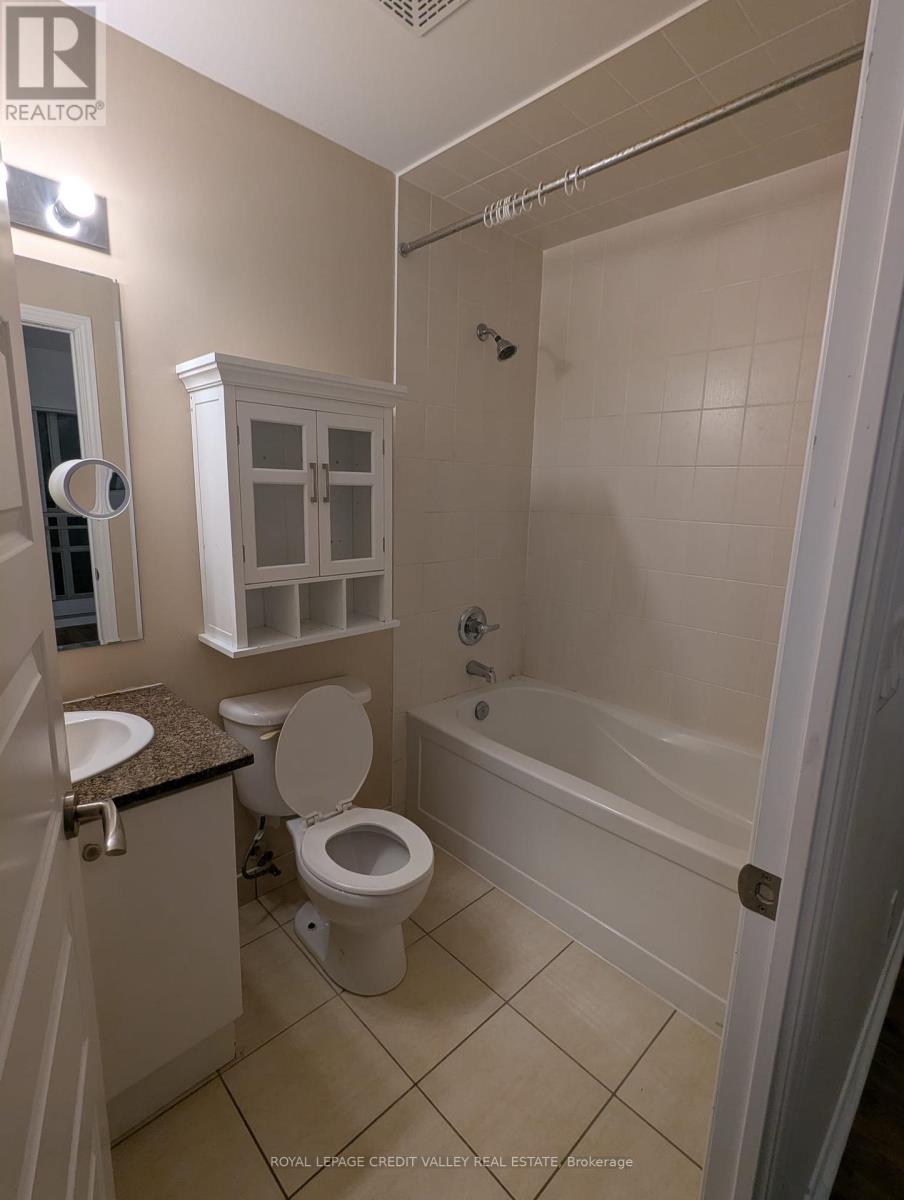 221 - 215 Queen Street, Brampton, Ontario  L6W 0A9 - Photo 5 - W12447365