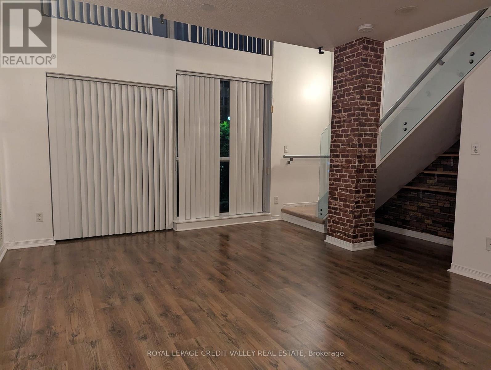 221 - 215 Queen Street, Brampton, Ontario  L6W 0A9 - Photo 3 - W12447365