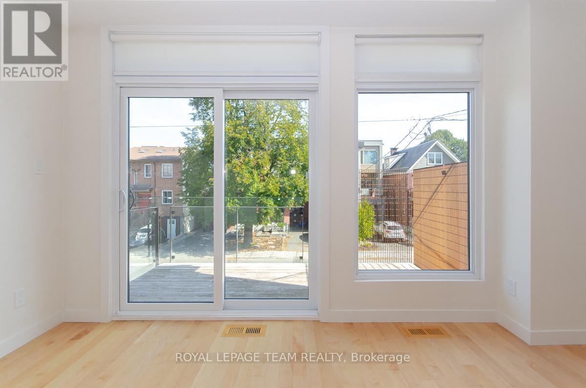 88 Hamilton Avenue N, Ottawa, Ontario  K1Y 1B9 - Photo 23 - X12447798