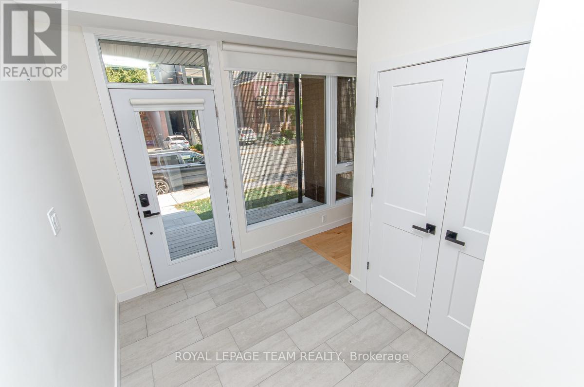88 Hamilton Avenue N, Ottawa, Ontario  K1Y 1B9 - Photo 33 - X12447798