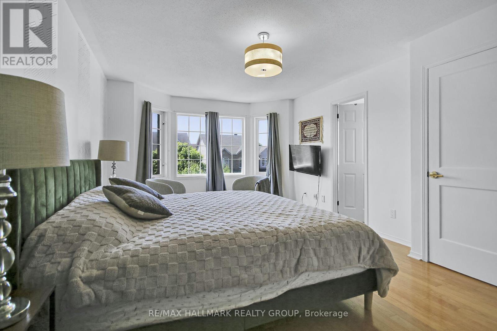 206 Annapolis Circle, Ottawa, Ontario  K1V 1Y9 - Photo 20 - X12447816