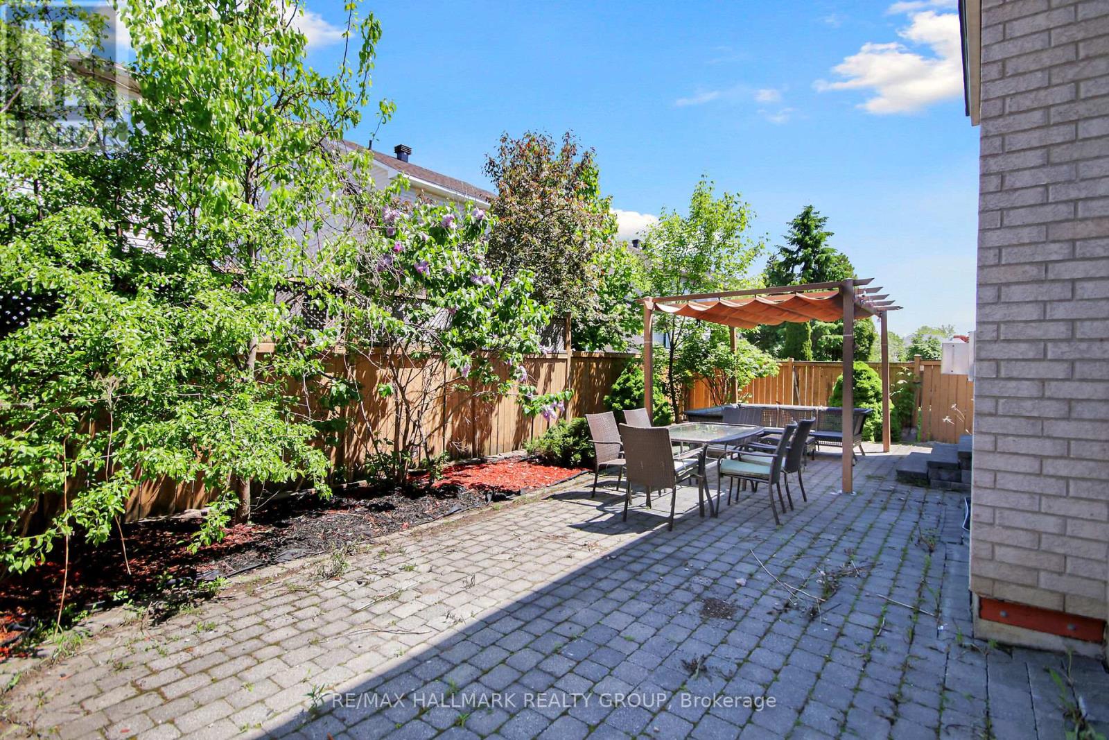 206 Annapolis Circle, Ottawa, Ontario  K1V 1Y9 - Photo 36 - X12447816