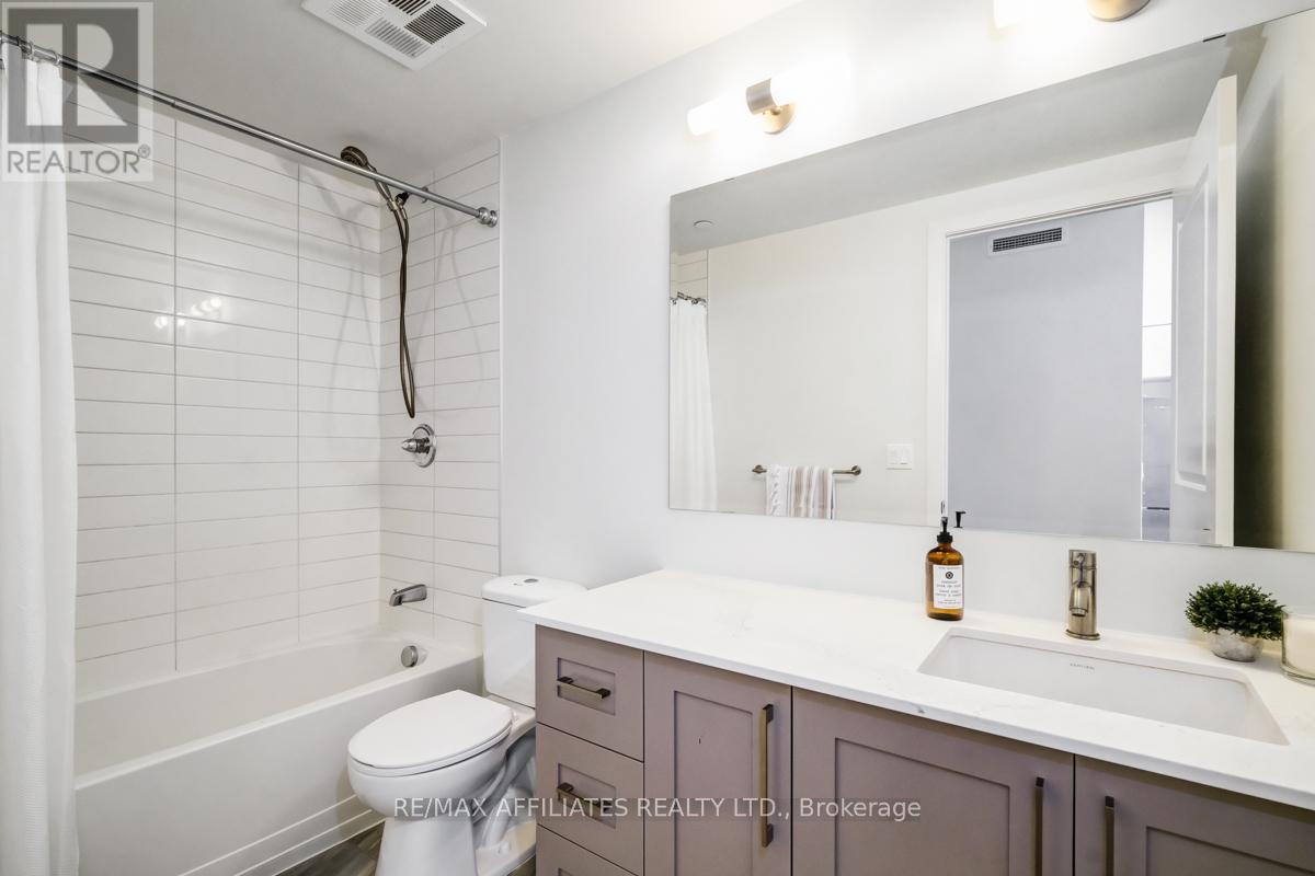 701 - 485 Richmond Road, Ottawa, Ontario  K2A 3W9 - Photo 18 - X12447876