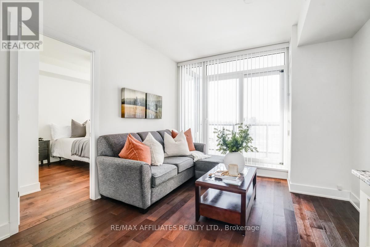 701 - 485 Richmond Road, Ottawa, Ontario  K2A 3W9 - Photo 7 - X12447876