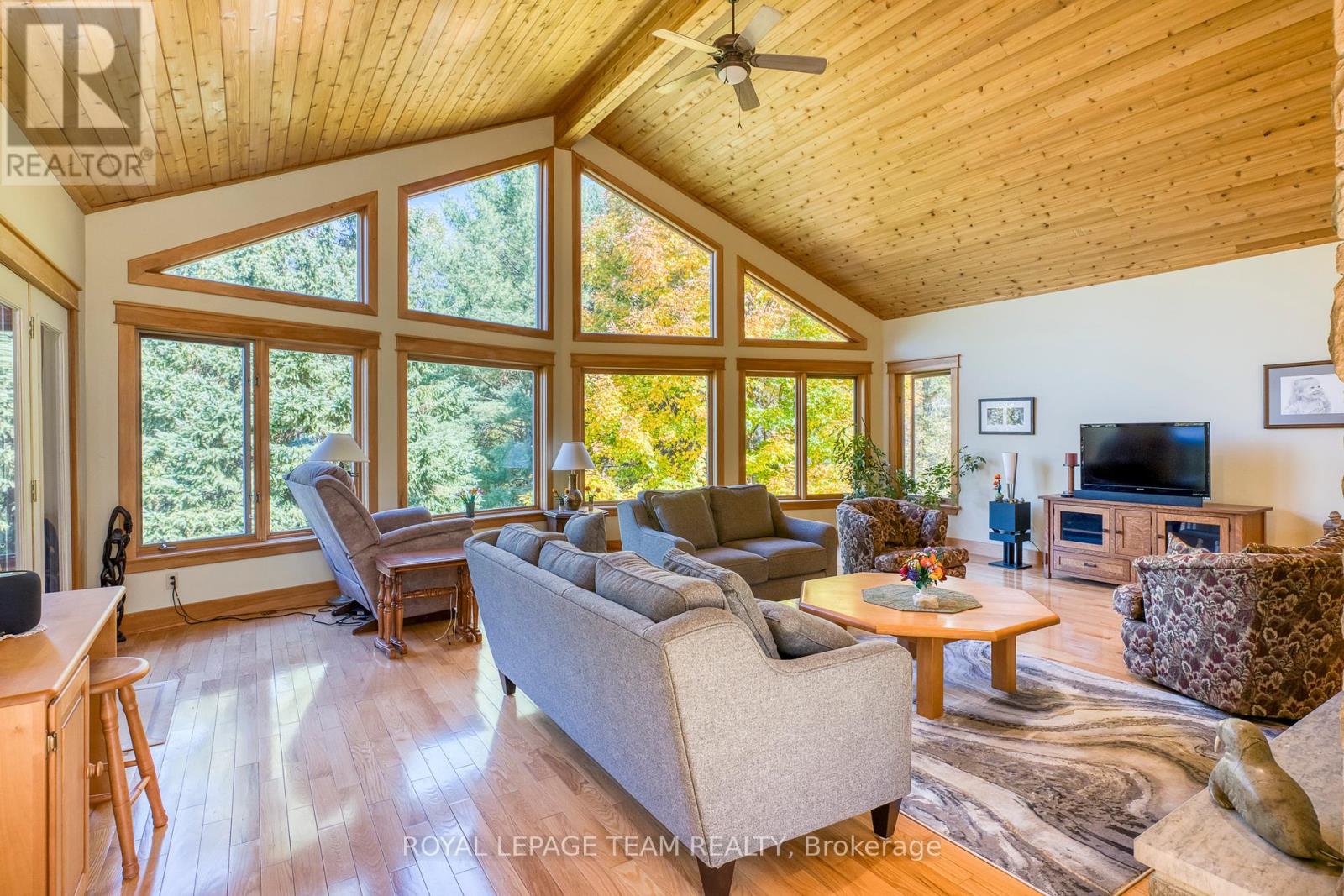 1648 Ramsay Con 3a Road, Mississippi Mills, Ontario  K0A 1A0 - Photo 15 - X12447879