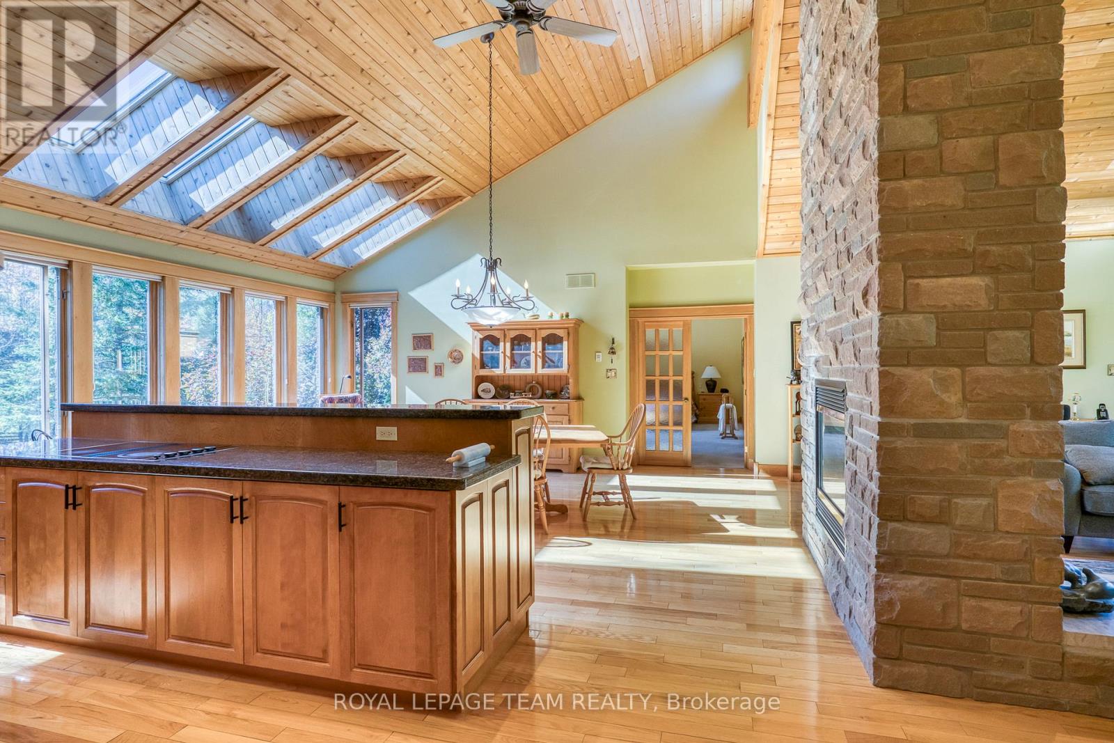 1648 Ramsay Con 3a Road, Mississippi Mills, Ontario  K0A 1A0 - Photo 8 - X12447879