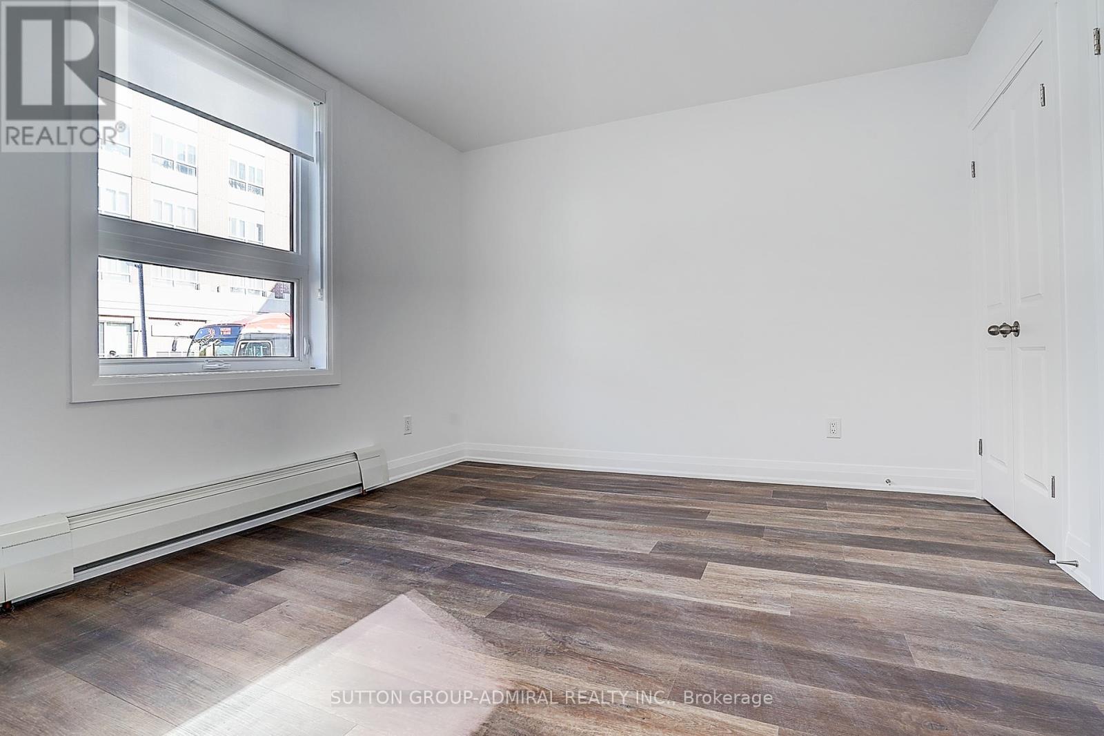 166 Vaughan Road, Toronto, Ontario  M6C 2M2 - Photo 6 - C12311499