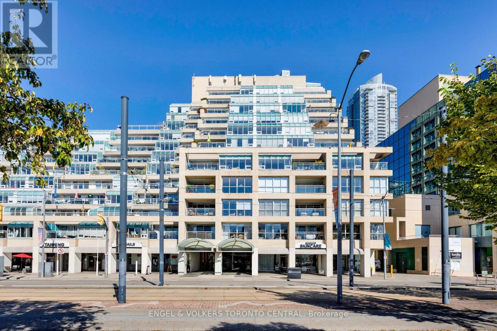 803E - 460 QUEENS QUAY WAY W, Toronto, Ontario
