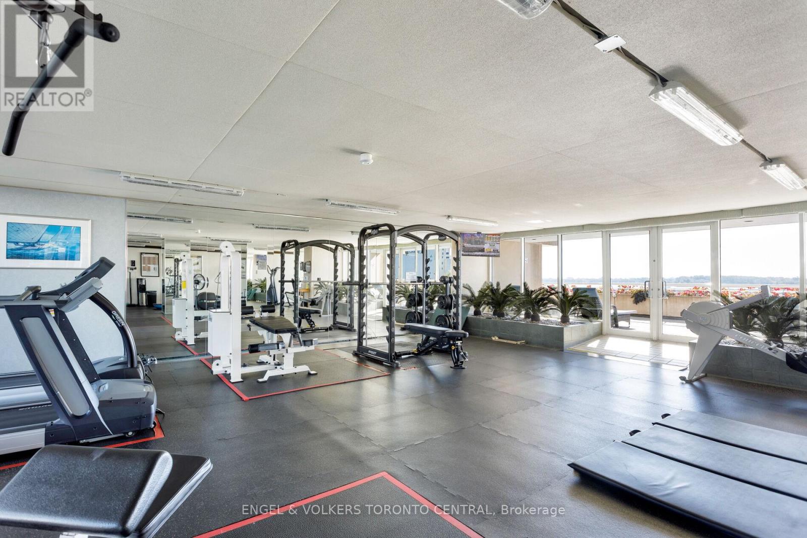 803e - 460 Queens Quay Way W, Toronto, Ontario  M5V 2Y5 - Photo 32 - C12447719