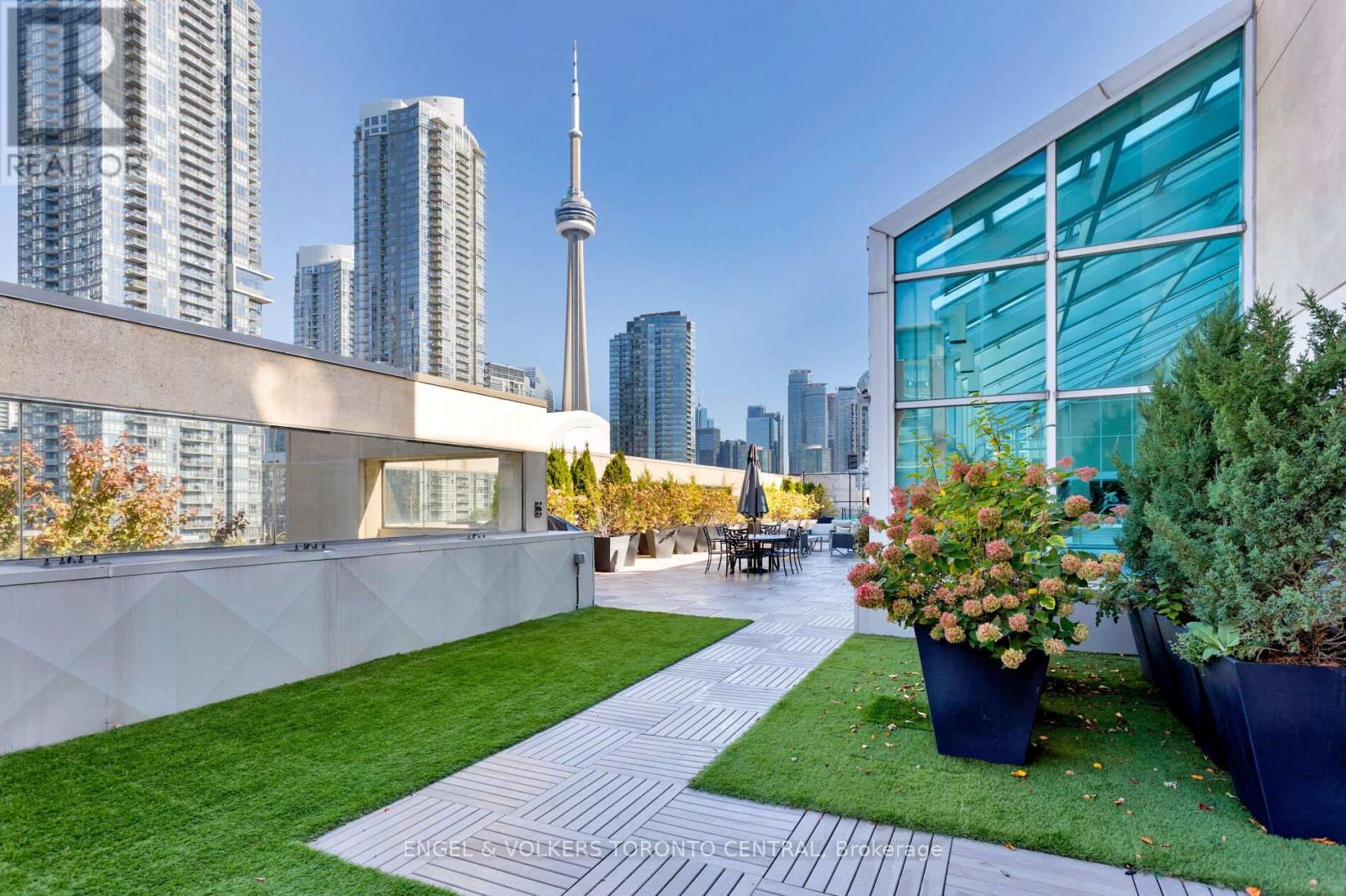 803e - 460 Queens Quay Way W, Toronto, Ontario  M5V 2Y5 - Photo 36 - C12447719