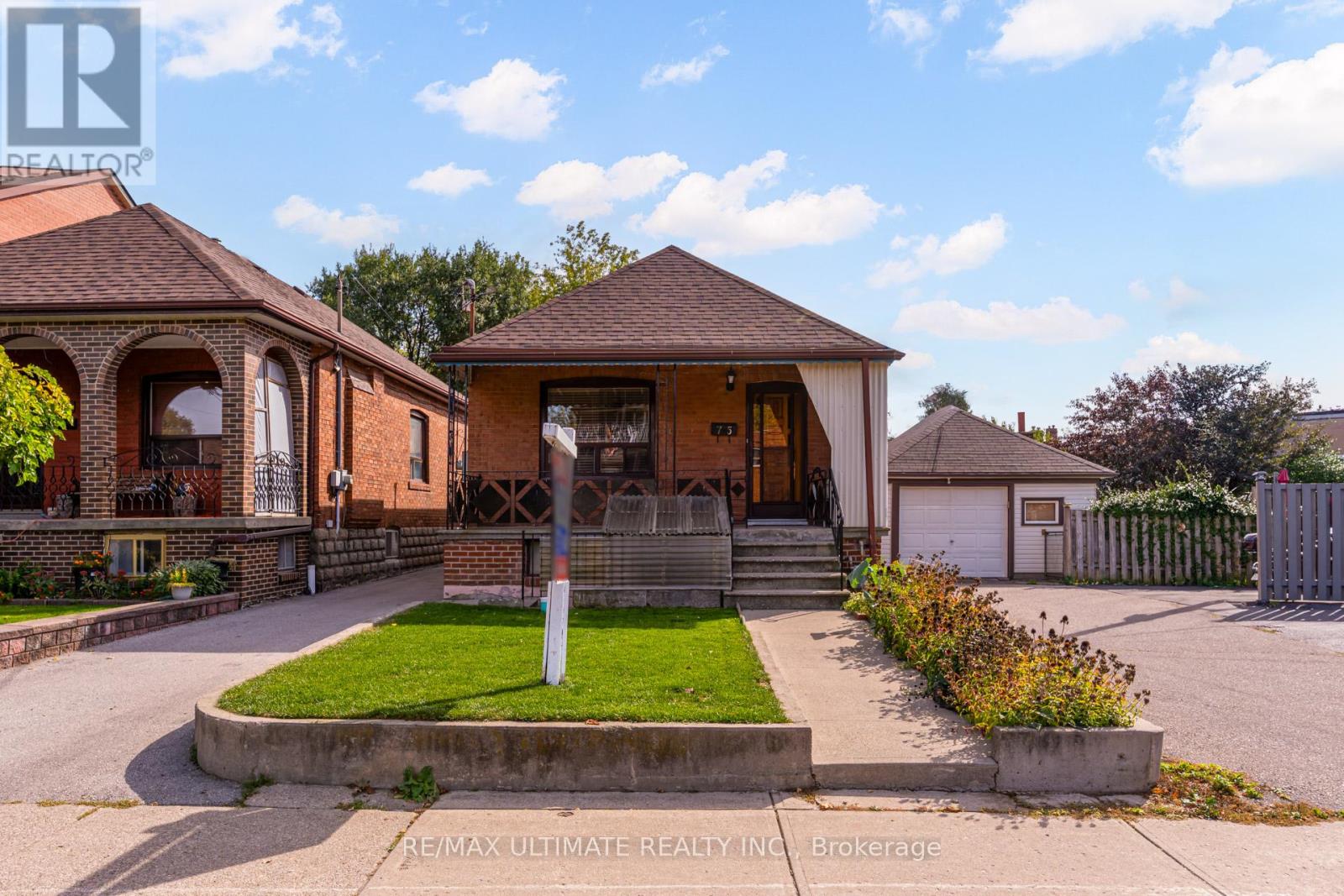 75 Amherst Avenue, Toronto (Oakwood Village), Ontario  M6E 1Z5 - Photo 1 - C12447739