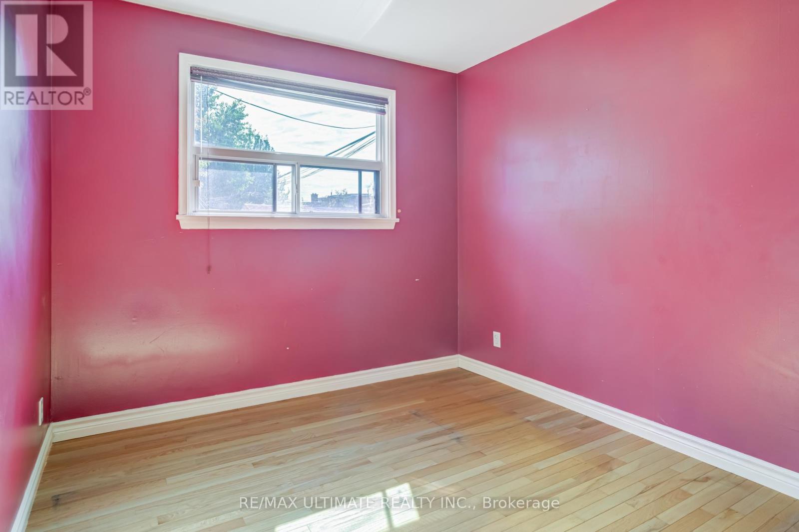 75 Amherst Avenue, Toronto (Oakwood Village), Ontario  M6E 1Z5 - Photo 18 - C12447739