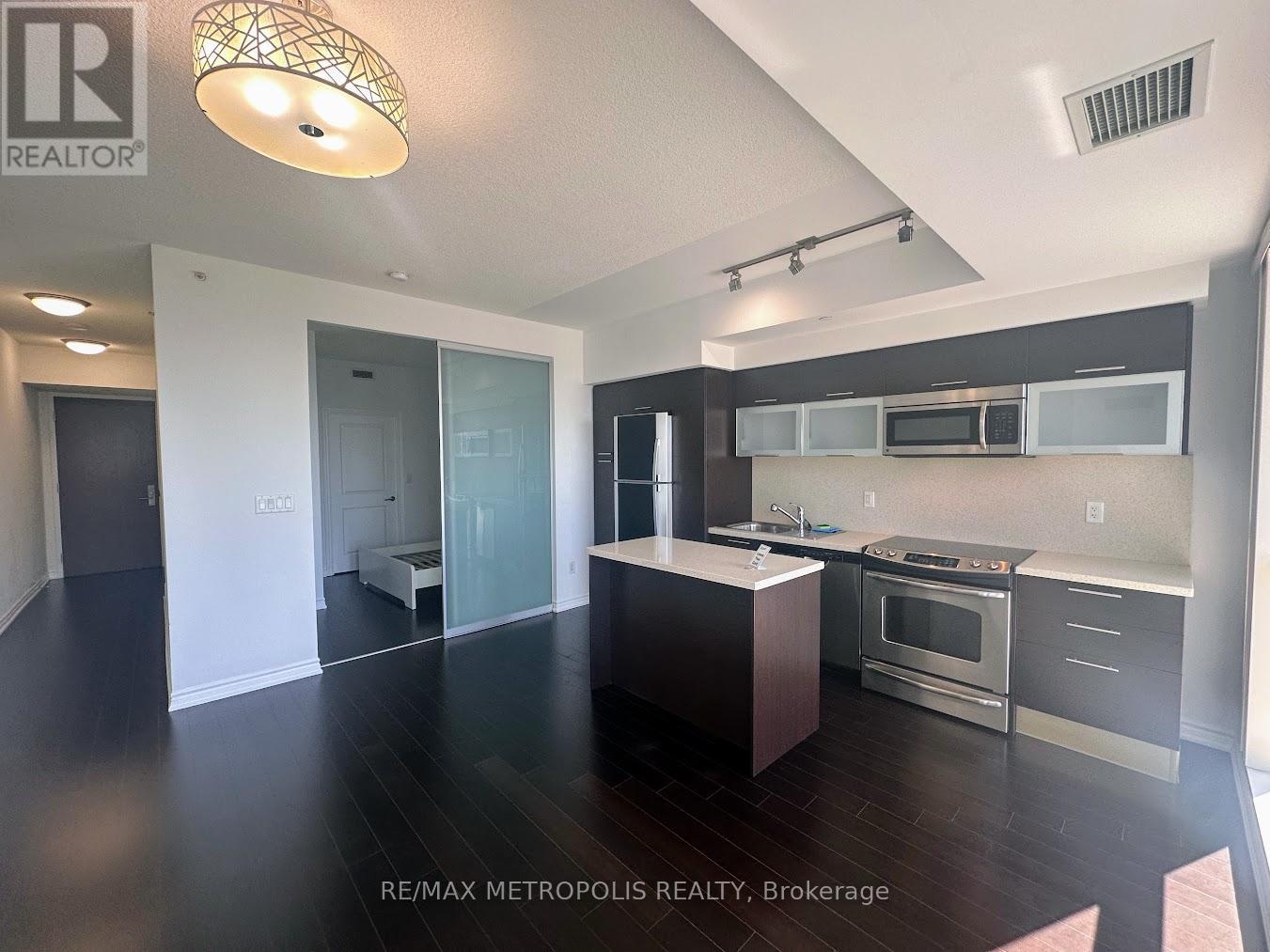 3911 - 386 Yonge Street, Toronto, Ontario  M5B 0A5 - Photo 11 - C12447757