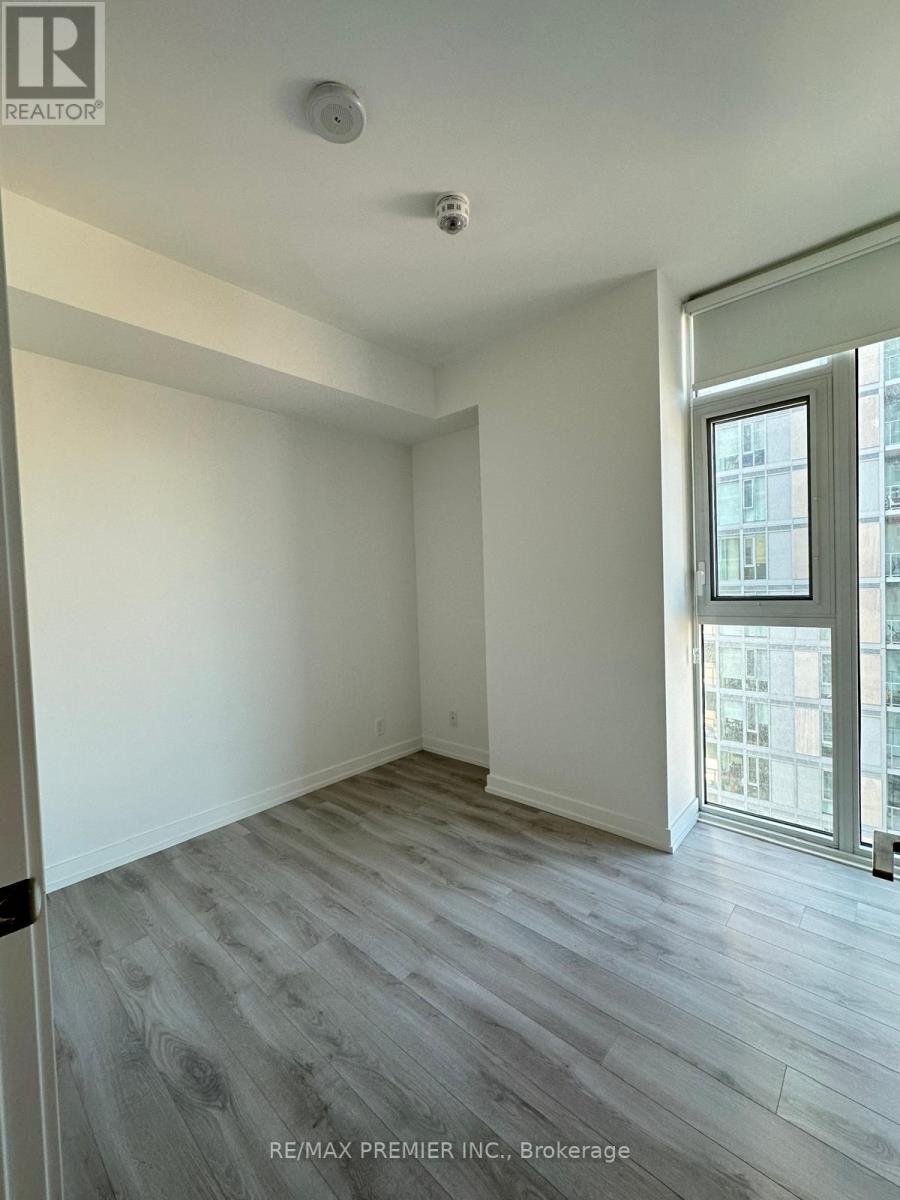 1403 - 33 Helendale Avenue, Toronto, Ontario  M4R 0A4 - Photo 8 - C12447769