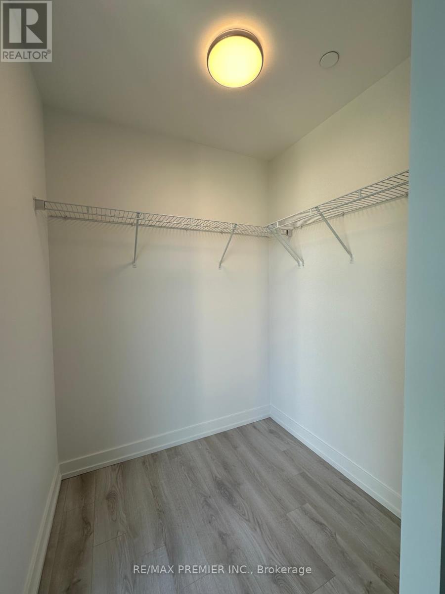 1403 - 33 Helendale Avenue, Toronto, Ontario  M4R 0A4 - Photo 9 - C12447769