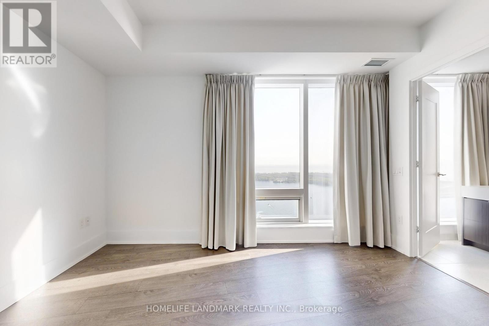 5510 - 10 York Street, Toronto, Ontario  M5J 0E1 - Photo 17 - C12447779
