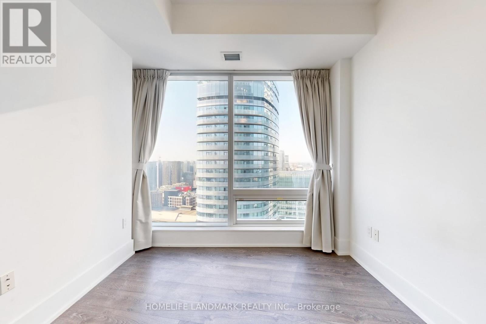 5510 - 10 York Street, Toronto, Ontario  M5J 0E1 - Photo 25 - C12447779