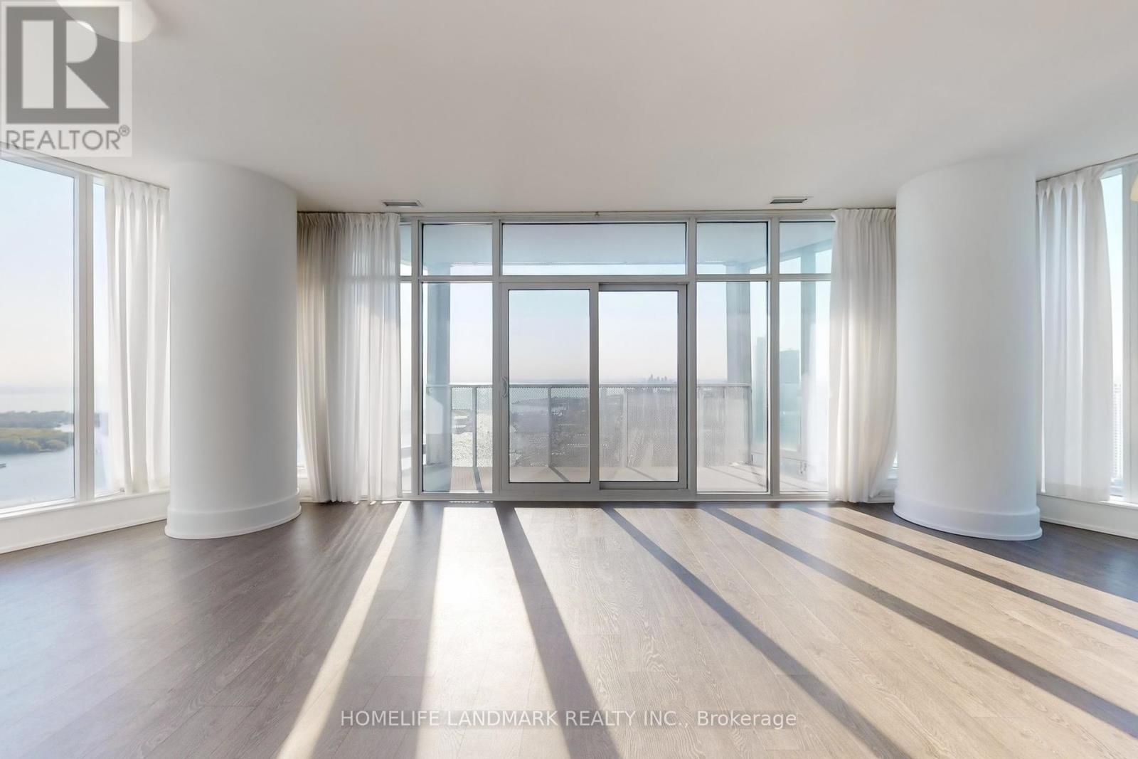 5510 - 10 York Street, Toronto, Ontario  M5J 0E1 - Photo 9 - C12447779