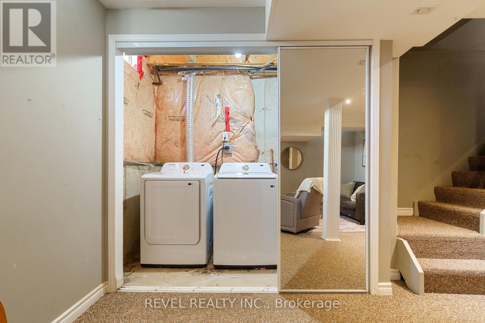14 Fox Run, Hamilton, Ontario  L0R 2H8 - Photo 36 - X12433372