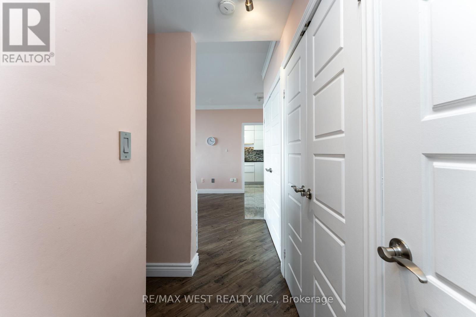 Ph5 - 5 Massey Square, Toronto (Crescent Town), Ontario  M4C 5L6 - Photo 20 - E12447734