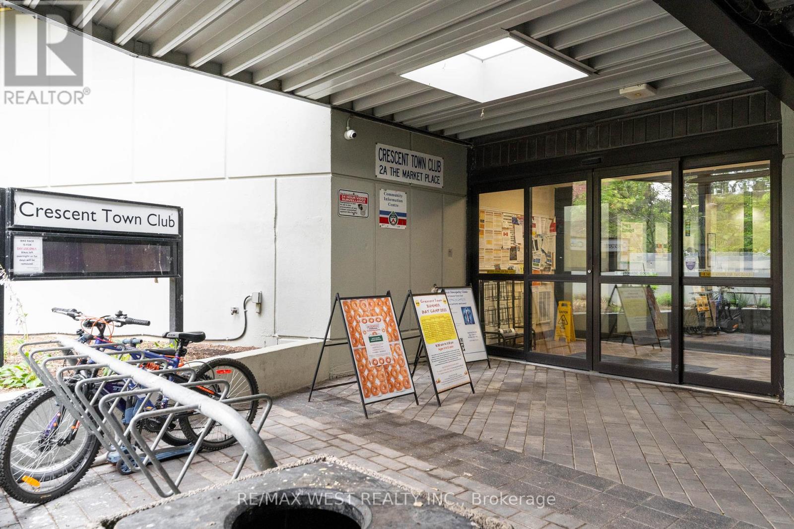 Ph5 - 5 Massey Square, Toronto (Crescent Town), Ontario  M4C 5L6 - Photo 35 - E12447734