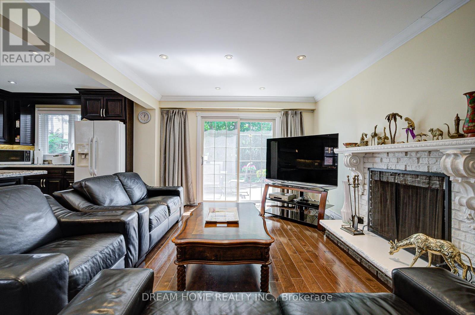 811 Huntingwood Drive, Toronto (Tam O'shanter-Sullivan), Ontario  M1T 2L8 - Photo 7 - E12447746