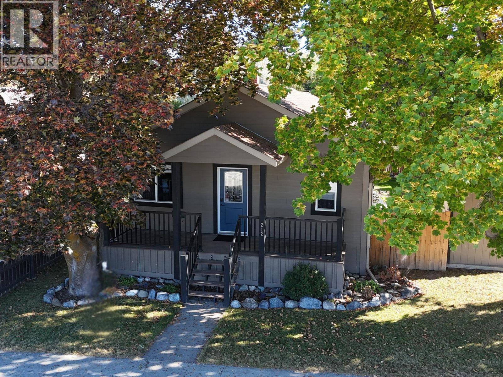 212 16TH Avenue N, Cranbrook, British Columbia