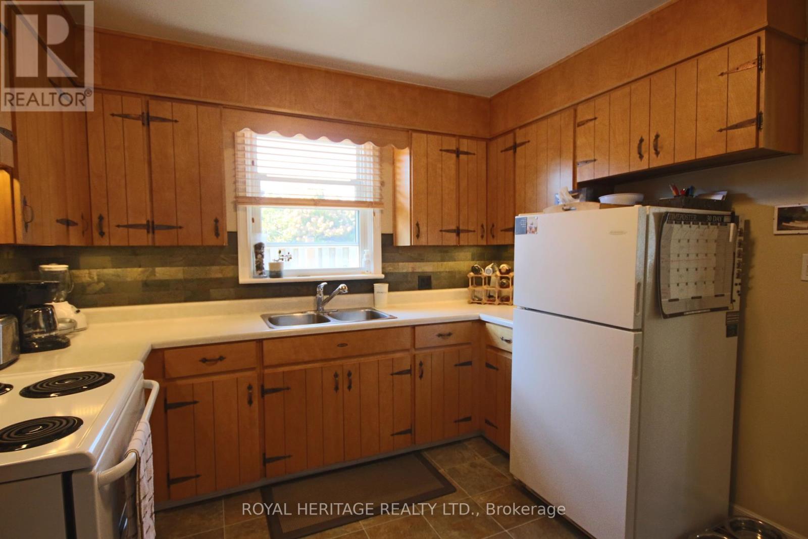 373 Colborne Street E, Oshawa, Ontario  L1G 1M9 - Photo 12 - E12447818