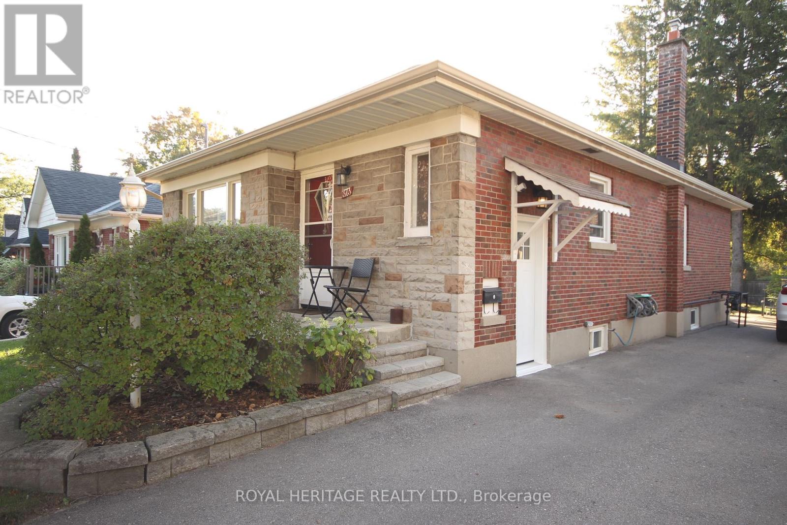 373 Colborne Street E, Oshawa, Ontario  L1G 1M9 - Photo 2 - E12447818