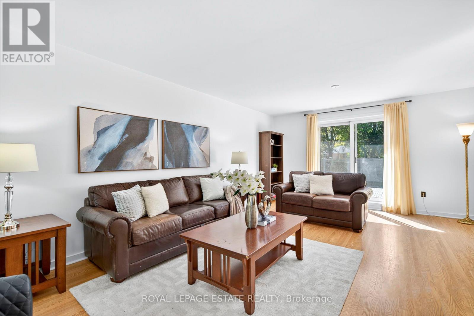 166 Kenvale Court, Richmond Hill, Ontario  L4C 4S9 - Photo 11 - N12447730