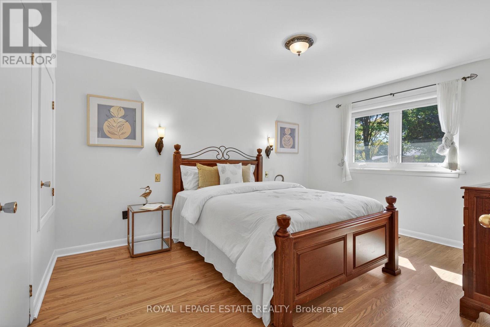 166 Kenvale Court, Richmond Hill, Ontario  L4C 4S9 - Photo 16 - N12447730