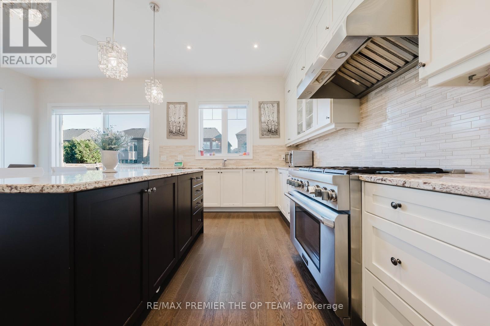 70 Torgan Trail, Vaughan (Kleinburg), Ontario  L4H 3X6 - Photo 13 - N12447741