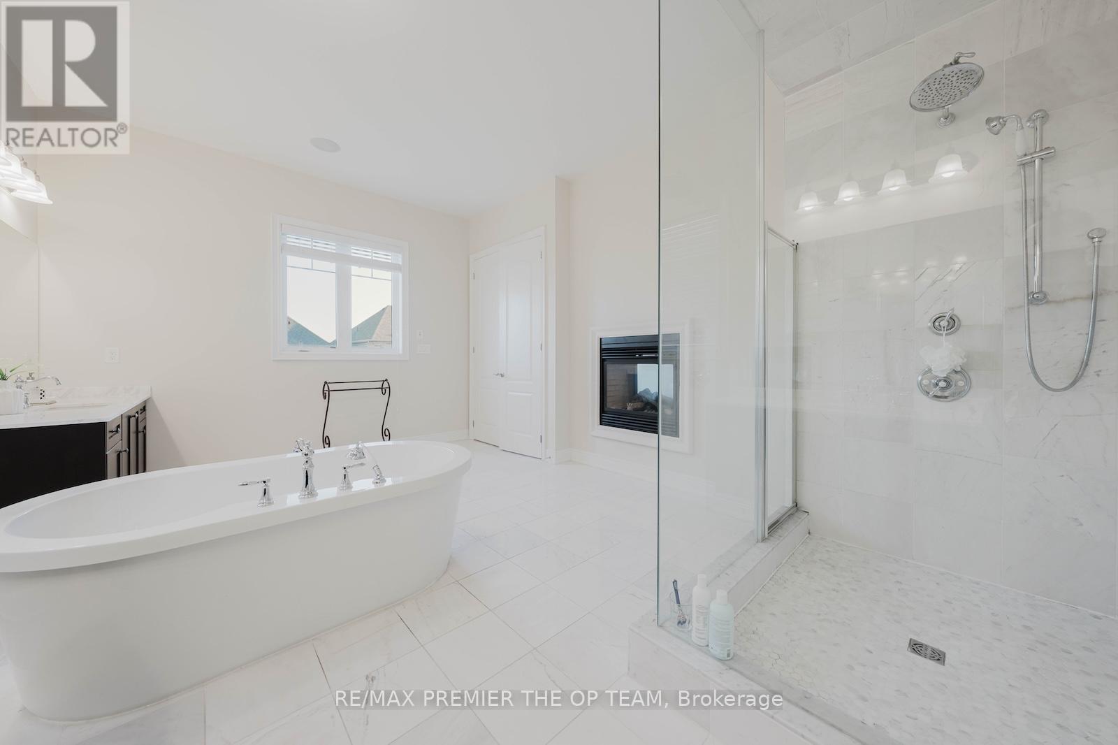 70 Torgan Trail, Vaughan (Kleinburg), Ontario  L4H 3X6 - Photo 31 - N12447741
