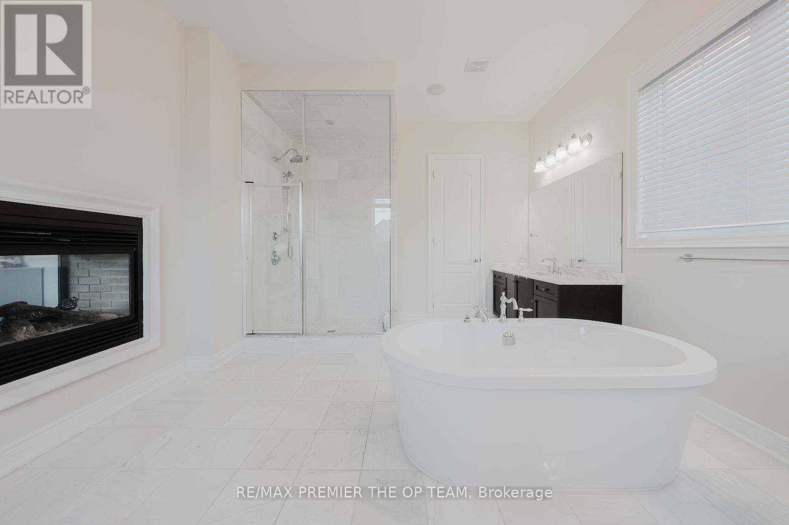 70 Torgan Trail, Vaughan (Kleinburg), Ontario  L4H 3X6 - Photo 32 - N12447741