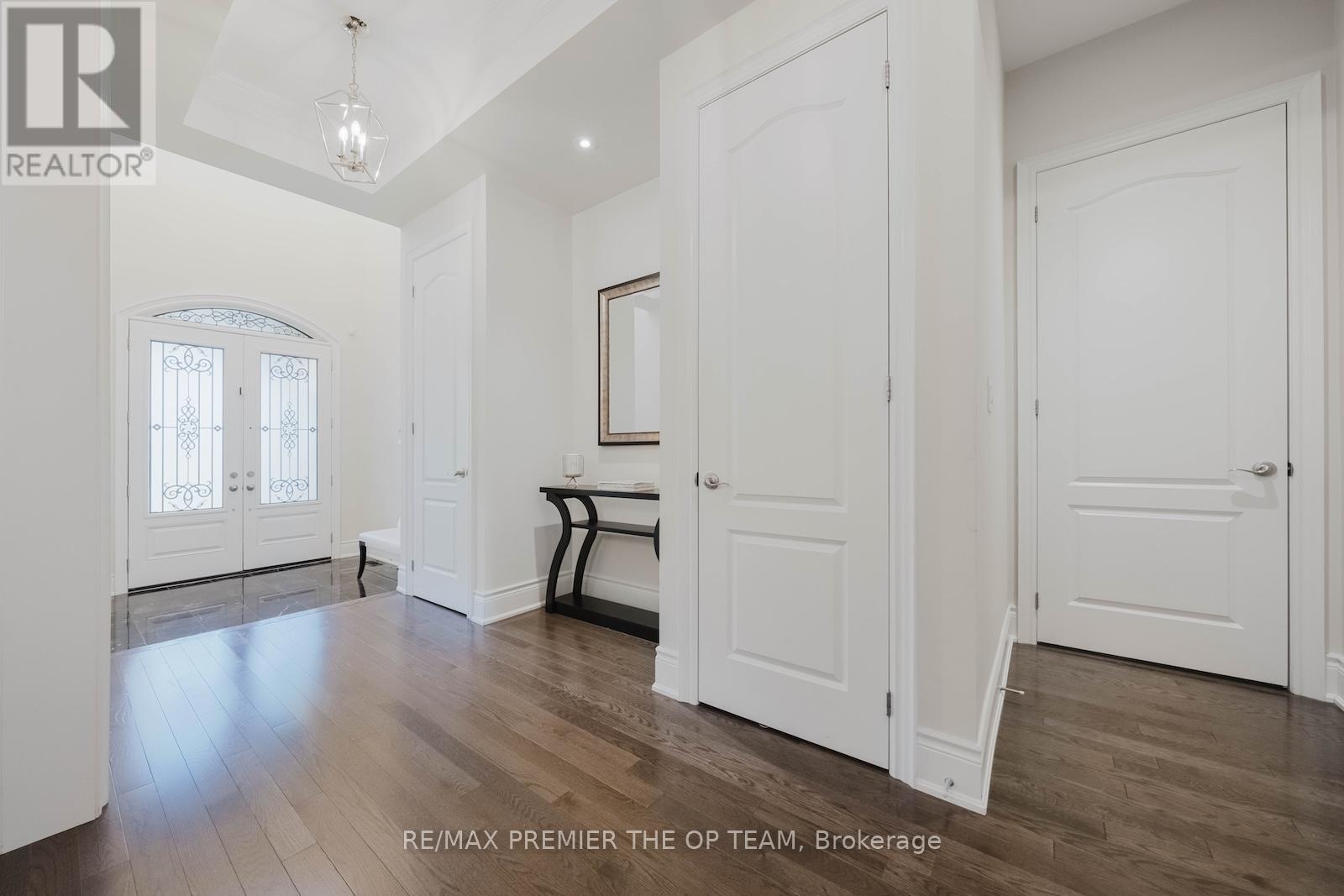 70 Torgan Trail, Vaughan (Kleinburg), Ontario  L4H 3X6 - Photo 8 - N12447741