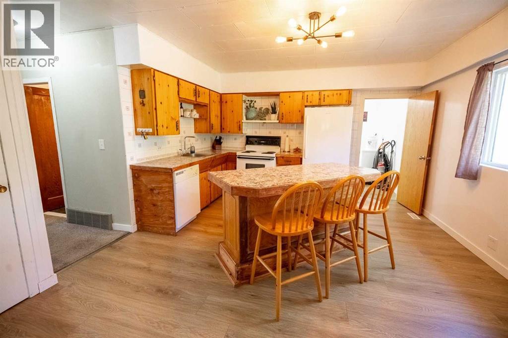 606 Condor Rd, Condor, Alberta  T0M 0P0 - Photo 13 - A2258849