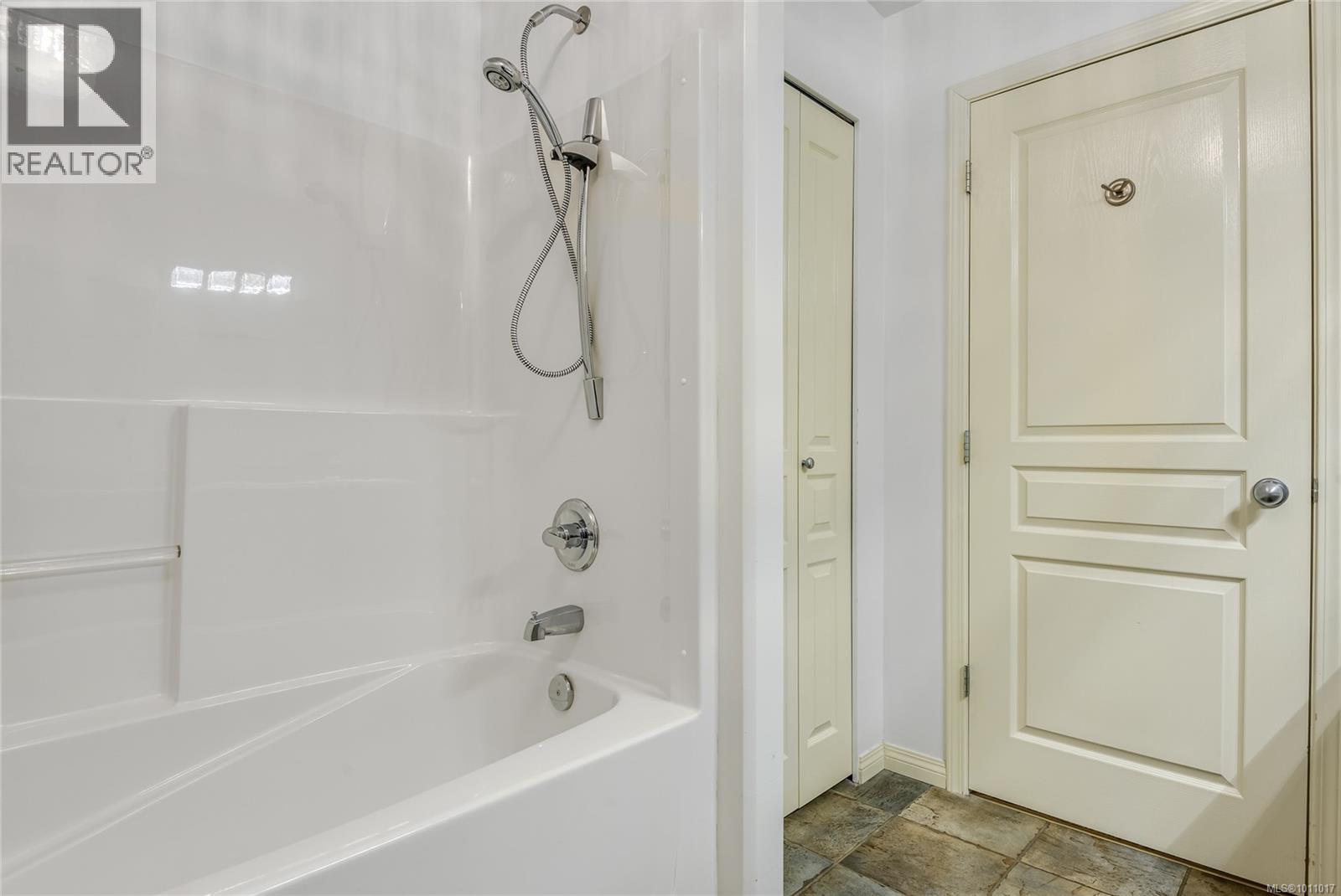 419 350 Island Hwy S, Campbell River, British Columbia  V9W 1A5 - Photo 16 - 1011017