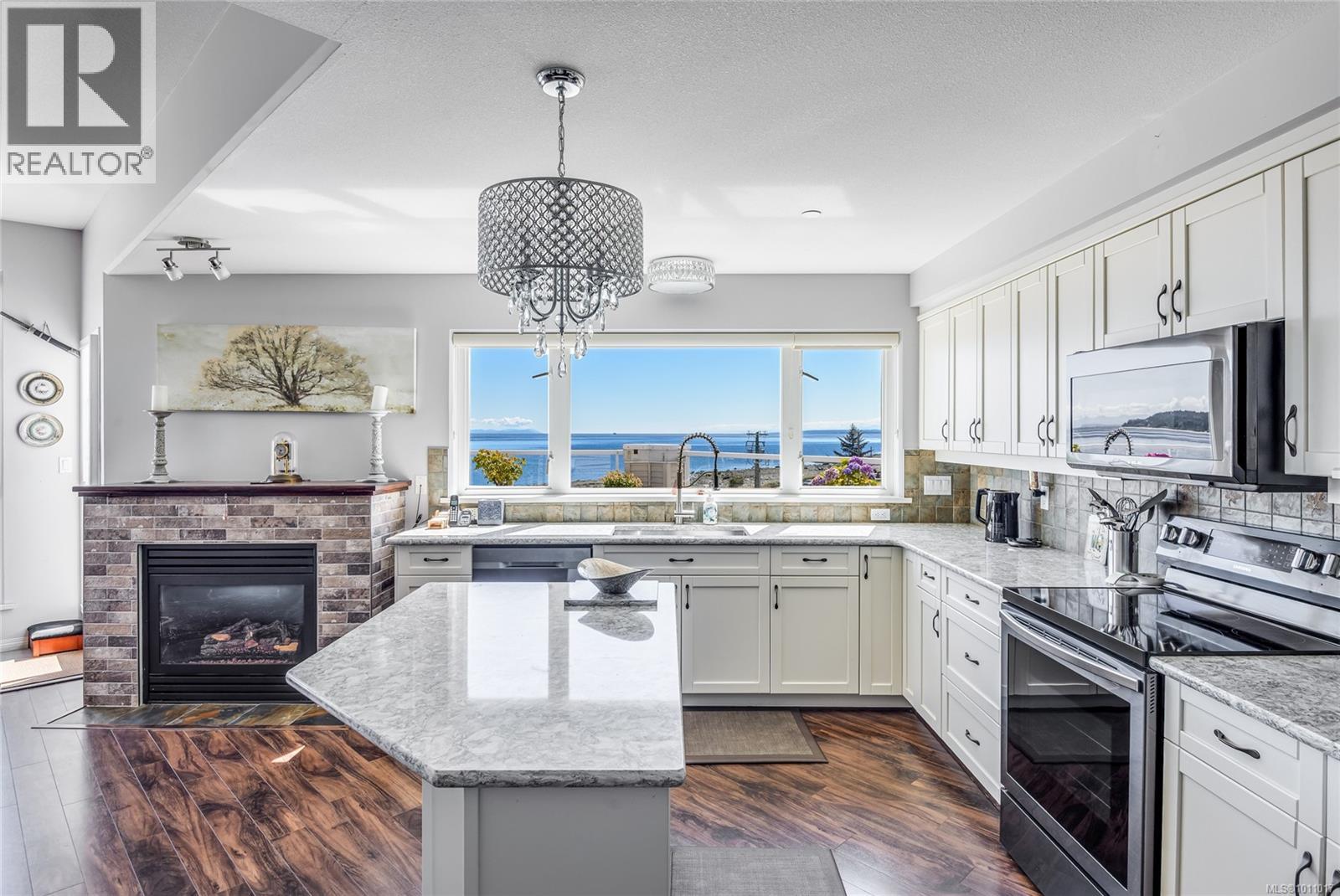 419 350 Island Hwy S, Campbell River, British Columbia