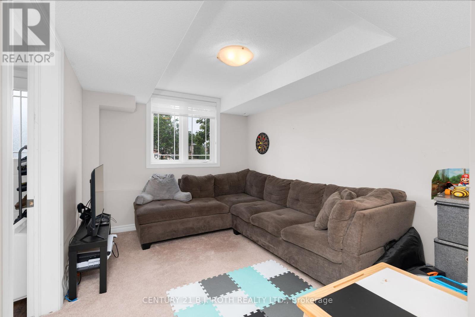 221 Harvie Road, Barrie (Holly), Ontario  L4N 9P8 - Photo 27 - S12447749