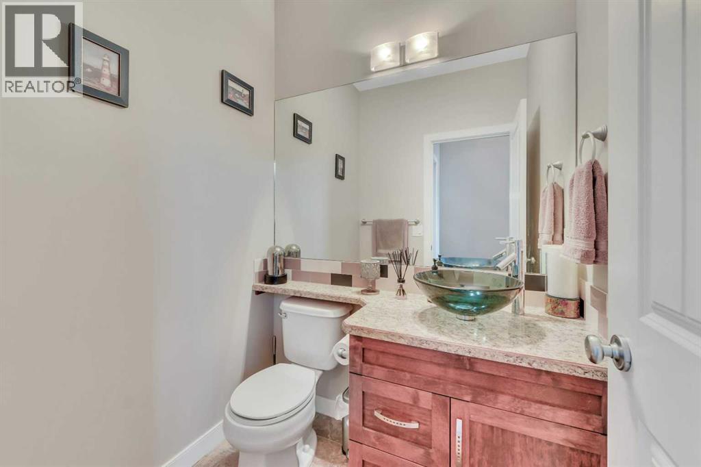 232 Wiley Crescent, Red Deer, Alberta  T4N 7G6 - Photo 3 - A2262157
