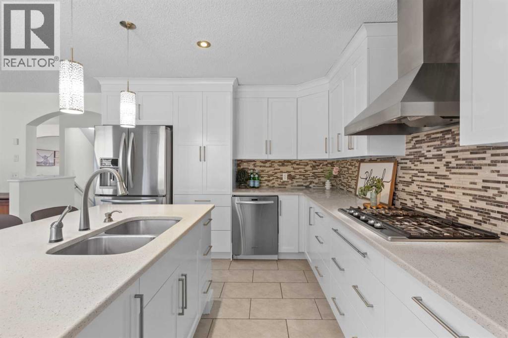 338 Panamount Drive Nw, Calgary, Alberta  T3K 5M1 - Photo 18 - A2244153