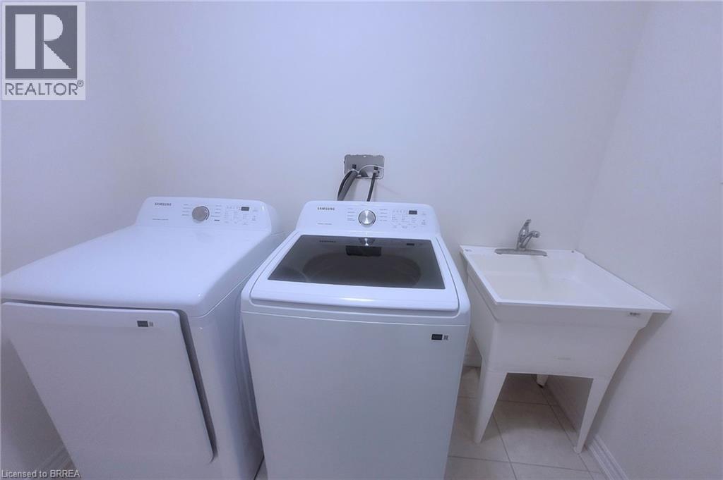 70 Hitchman Street, Paris, Ontario  N3L 0M1 - Photo 10 - 40772733