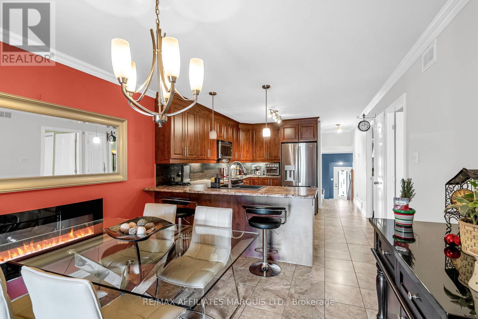306 Ellen Avenue, Cornwall, Ontario  K6J 0A2 - Photo 12 - X12447887
