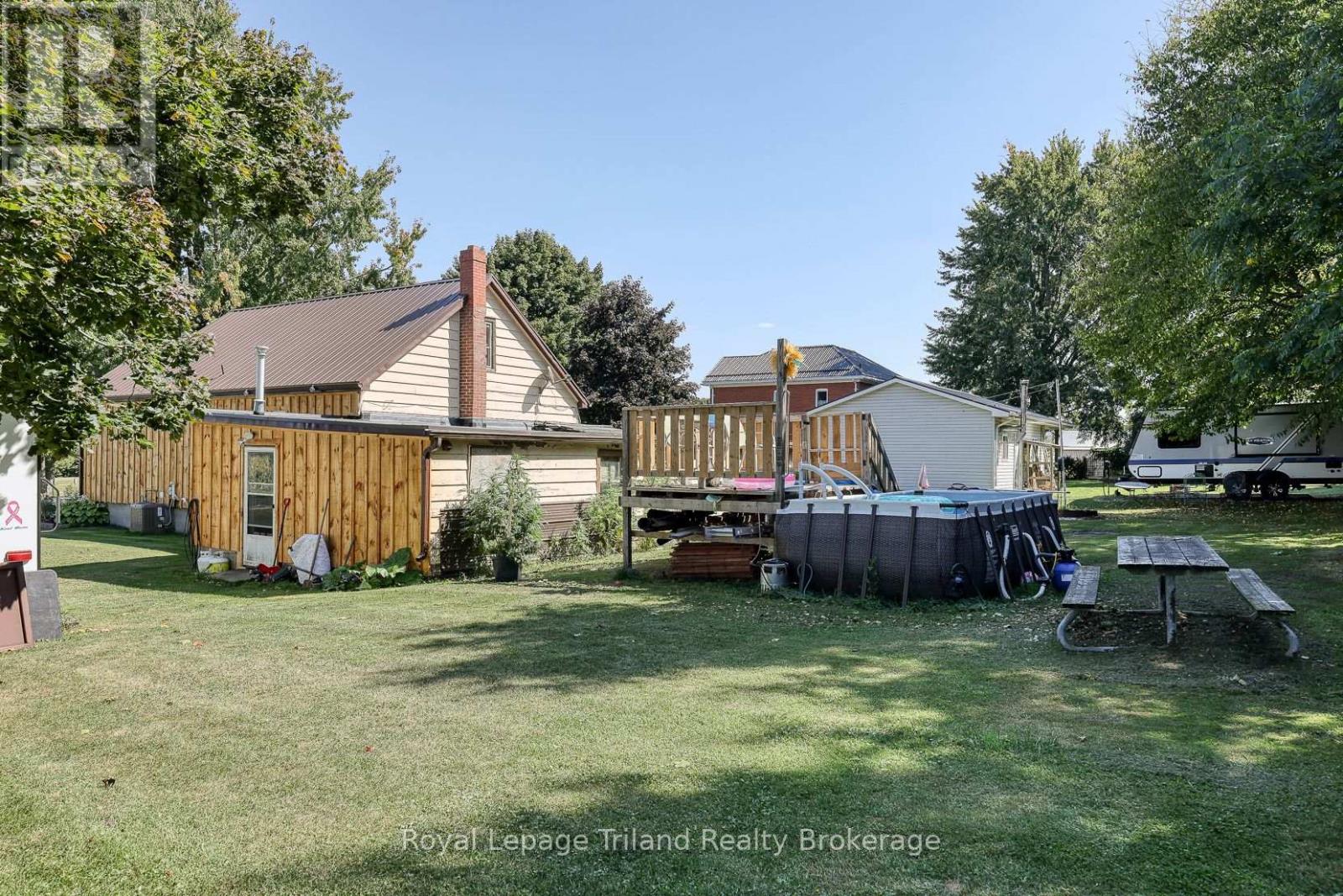 32 Baird Street N, Blandford-Blenheim, Ontario  N0J 1B0 - Photo 22 - X12398409