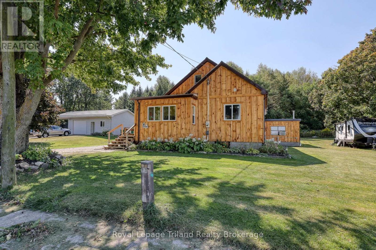 32 Baird Street N, Blandford-Blenheim, Ontario  N0J 1B0 - Photo 5 - X12398409