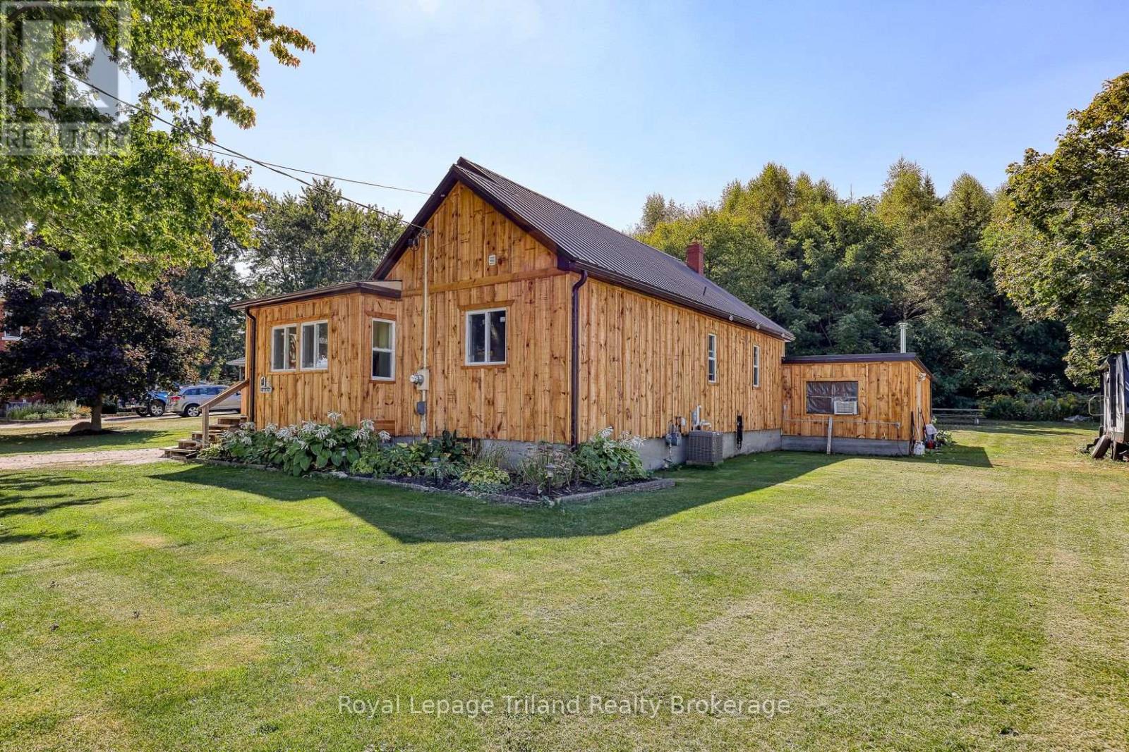 32 BAIRD STREET N, Blandford-Blenheim, Ontario