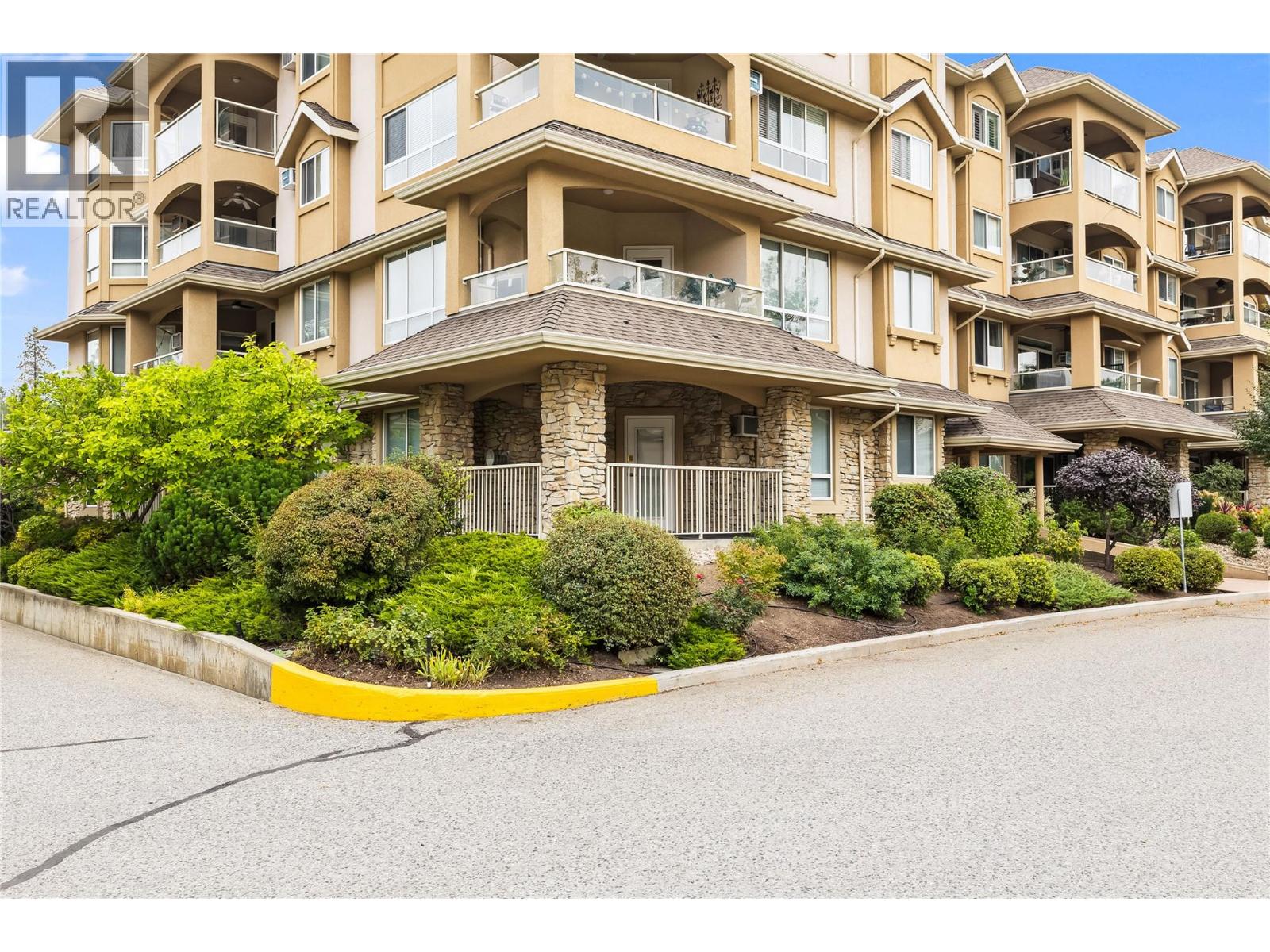 1964 Enterpise Way Unit# 101, Kelowna, British Columbia  V1Y 9S7 - Photo 2 - 10364606