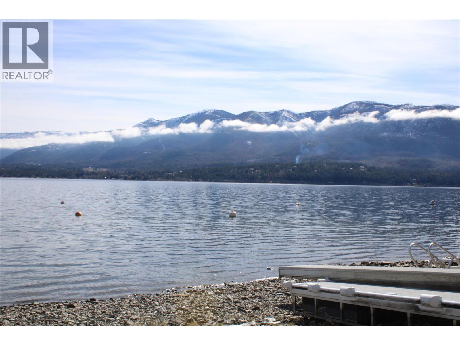 3003 Squilax-Anglemont Road, Lee Creek, British Columbia  V0E 1M4 - Photo 4 - 10365138